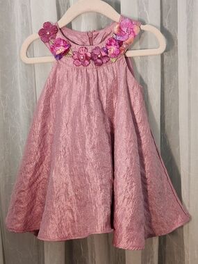 Pippa & Julie Shimmery Rose Pink Floral Neckline Dress, Size 12m, EPreLC